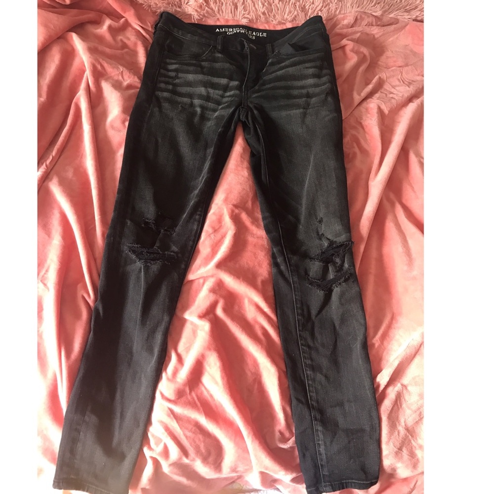 Black American Eagle jeans!